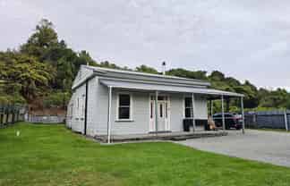 3 Simpson Street, Ross