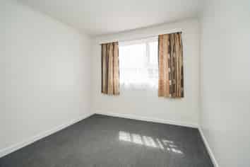 1/202 Tweed Street , Invercargill