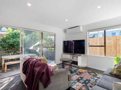 263 Darlington Road, Miramar
