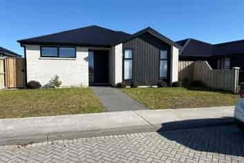 38 Waituna Street, Pegasus
