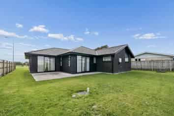 245 Rangiuru , Otaki