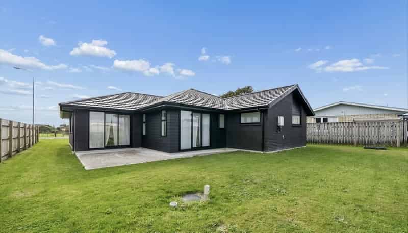 245 Rangiuru , Otaki