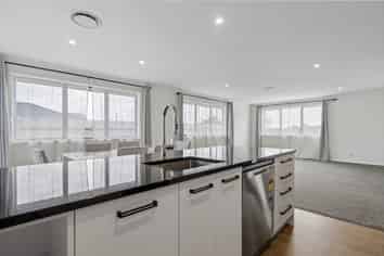 245 Rangiuru , Otaki