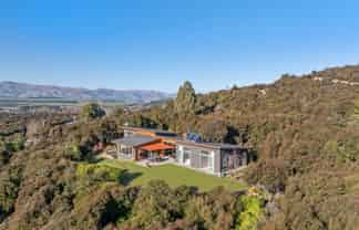 15 Kanuka Rise, Albert Town