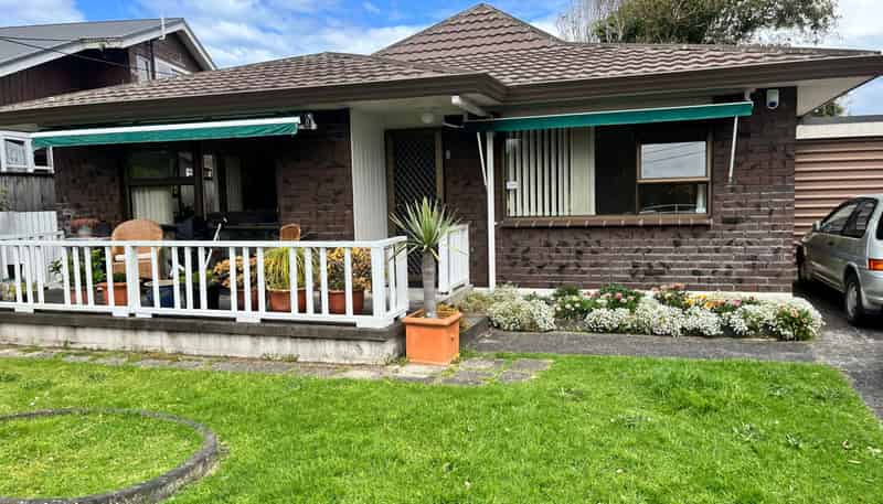 2/36 Riverside Road, Orewa
