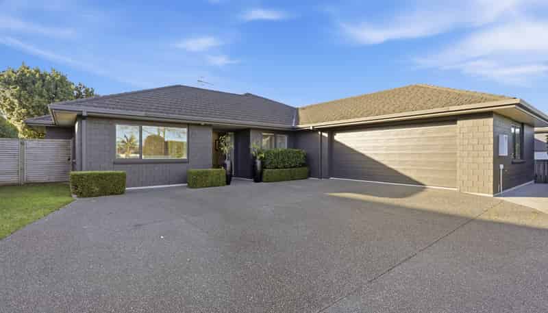 43 Inverness Drive, Pyes Pa