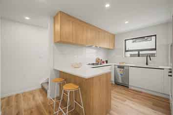 32C-32D Grande Vue Road, Hill Park