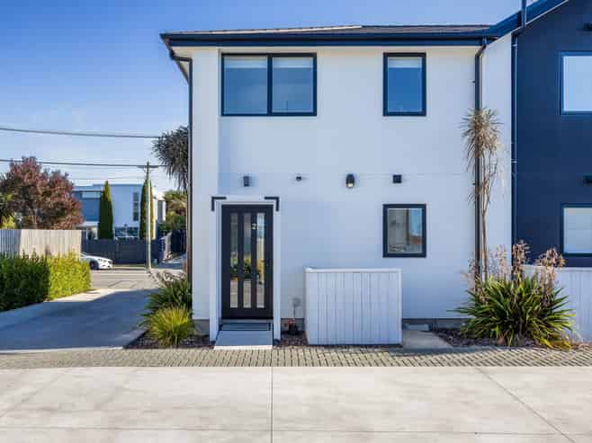 2/550 Barbadoes Street, Edgeware