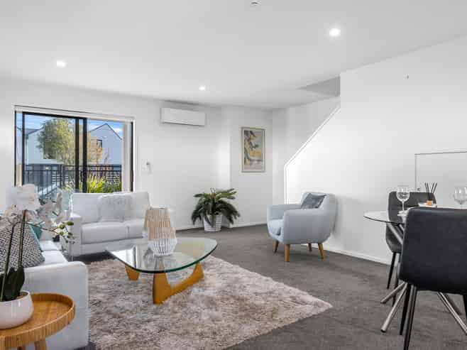 2/550 Barbadoes Street, Edgeware