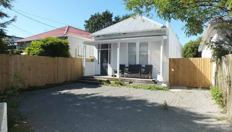 530 Worcester Street, Linwood