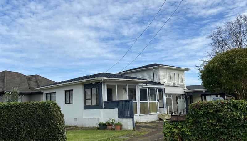 22 Tamaki Bay Drive, Pakuranga