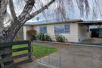 1 Chatsworth Place, Highbury