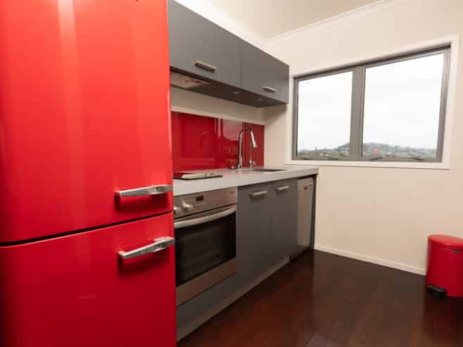 11/8 Western Springs Road, Morningside