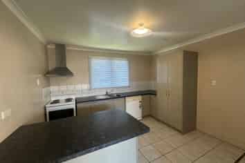 704 Riverslea Road South, Akina