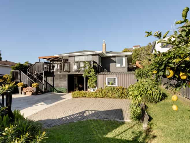 38A Anne Road, Bellevue
