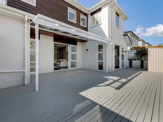 16 Evelina Lane, Flat Bush