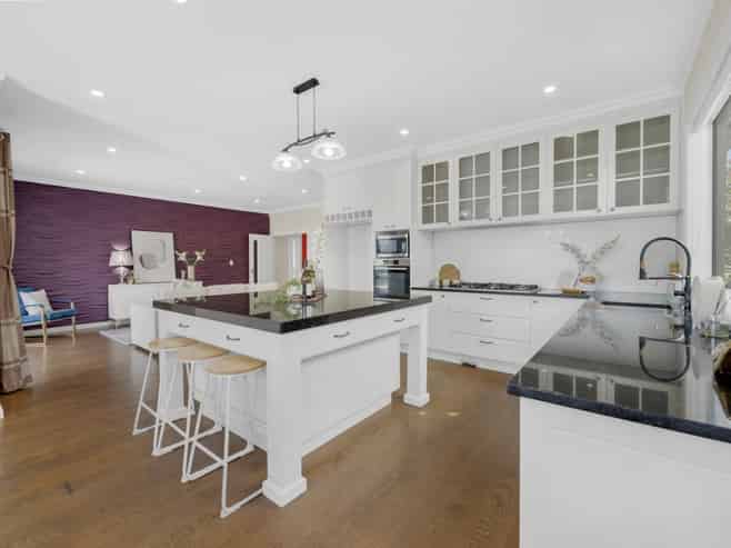 16 Evelina Lane, Flat Bush