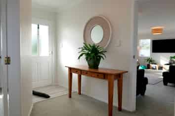 24 Francis Rd, Paraparaumu Beach