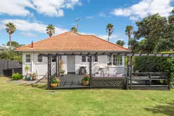 18 Cautley Street, Devonport