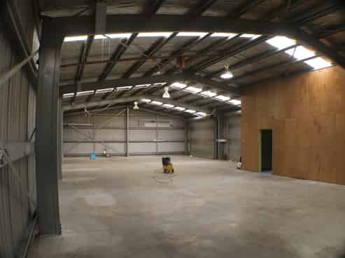 WAREHOUSE & SMART OFFICE - KAIRANGA