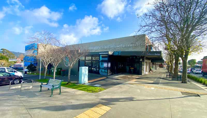 188 West Coast Rd, Glen Eden