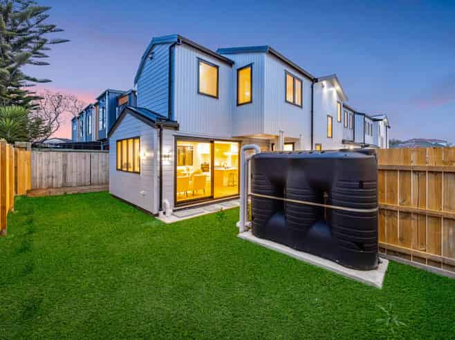 19B Sturdee Road, Manurewa