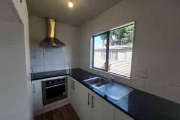 5 Macky Avenue, Mangere East