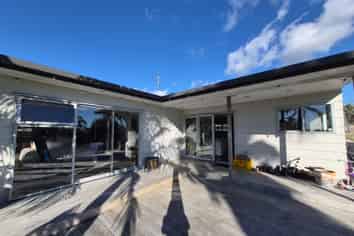 23 Karaka Road, Beachlands