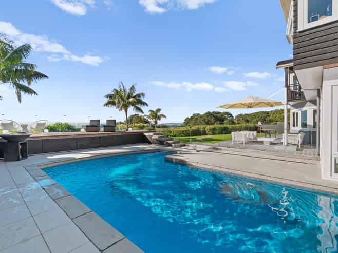 577 Riddell Road, Glendowie