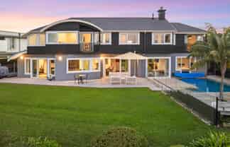 577 Riddell Road, Glendowie