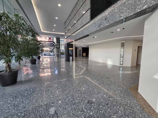 Refurbished Terrace Office with Exceptional Outdoo