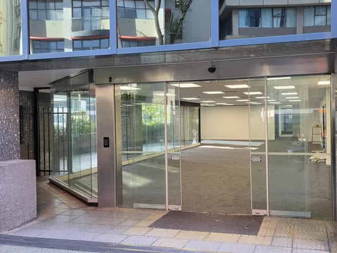 Refurbished Terrace Office with Exceptional Outdoo