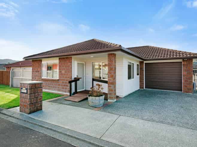 36 Woodland Mews, Wainuiomata