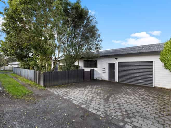 17B Dinsdale Road, Dinsdale