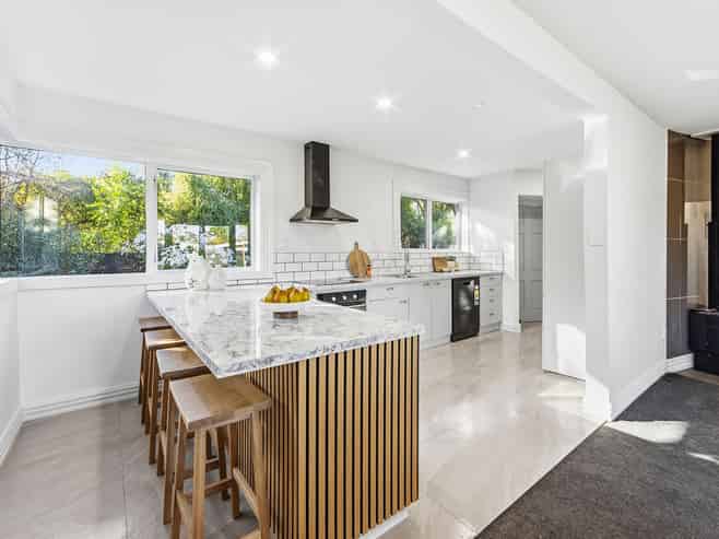 52 Orrick Crescent, Avondale