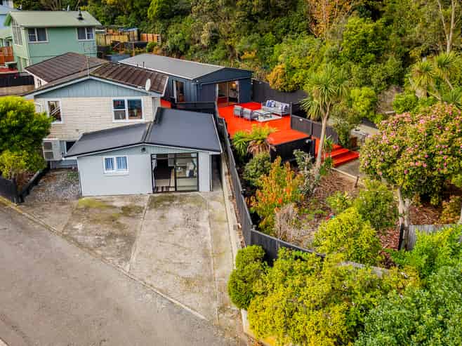 9 Barberry Grove, Maungaraki
