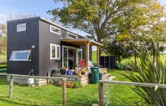 Tiny Home, Longbush Road, Gladstone