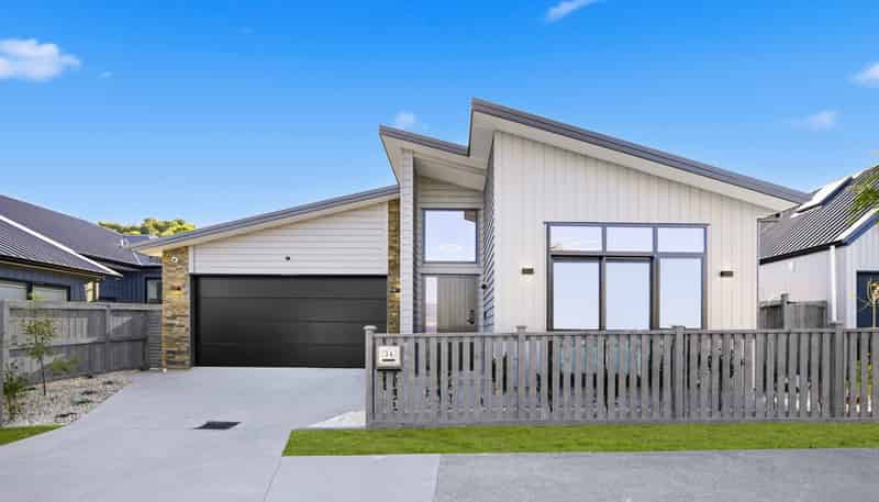 34 Streamview Way, Long Bay