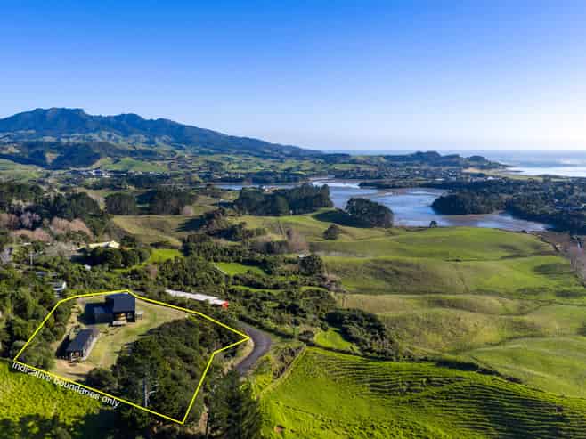 49A Hills Road, Raglan