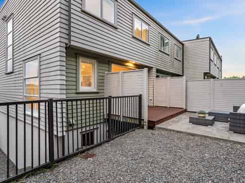 62C Tihi Street, Stonefields