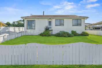 96  Hyperion Drive, Randwick Park