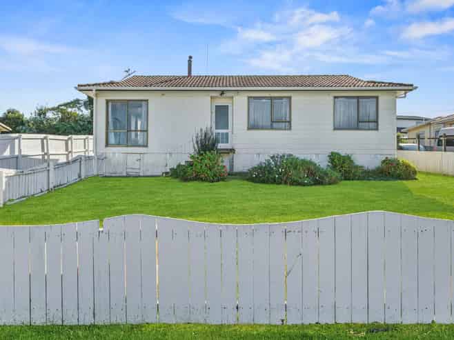96  Hyperion Drive, Randwick Park