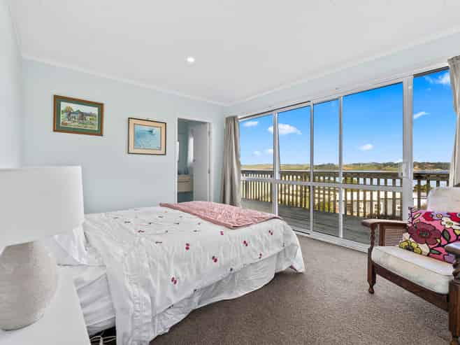 10 Oxford Street, Whakapirau