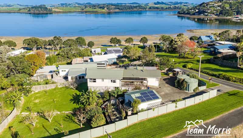 10 Oxford Street, Whakapirau