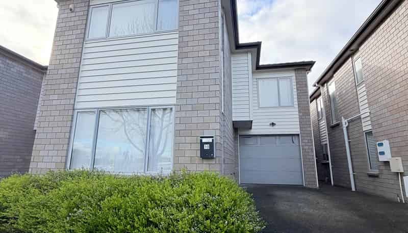10 Killarney Drive, Flat Bush