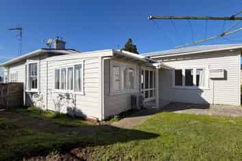 2/1050 Bank Street, Te Awamutu