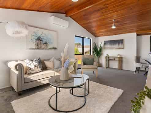 1596b Great North Road, Waterview