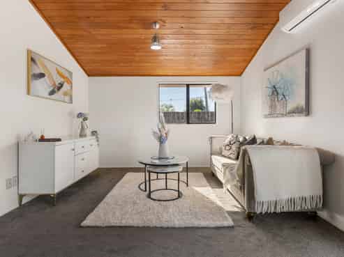 1596b Great North Road, Waterview