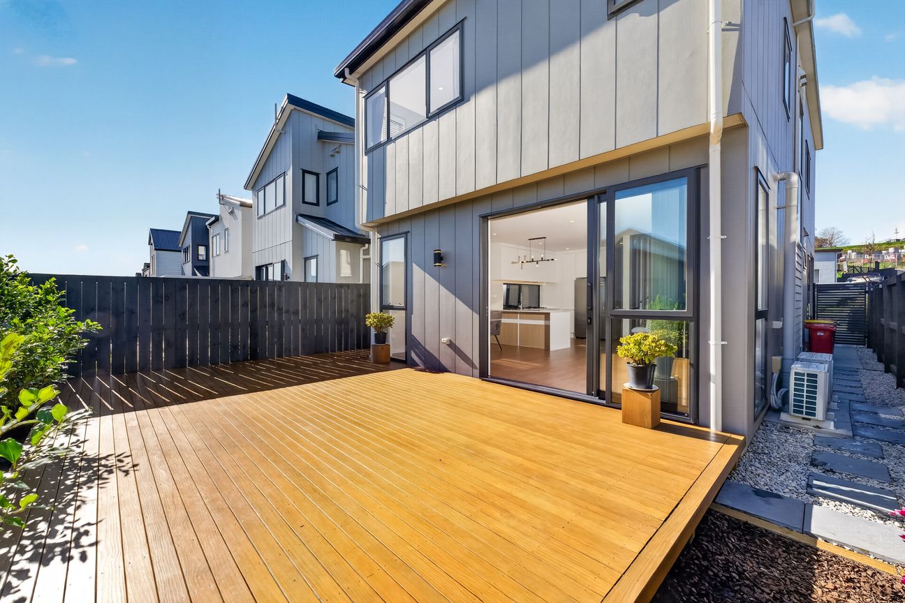 Contemporary Home with Versatile Spaces – pohled 4