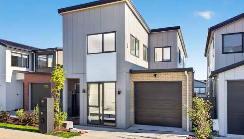 44 Clara Road, Silverdale
